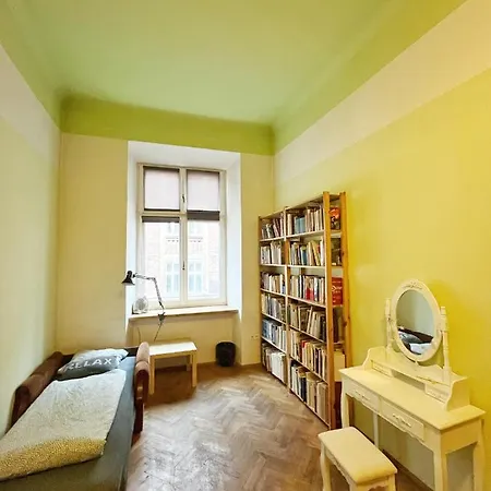 Old Town Rooms Wielopole Krakow Exterior photo