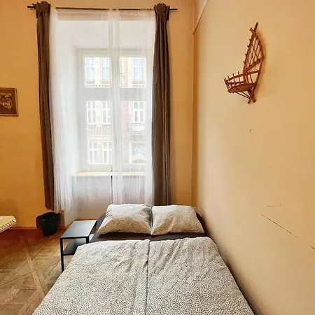 Old Town Rooms Wielopole Krakow Exterior photo