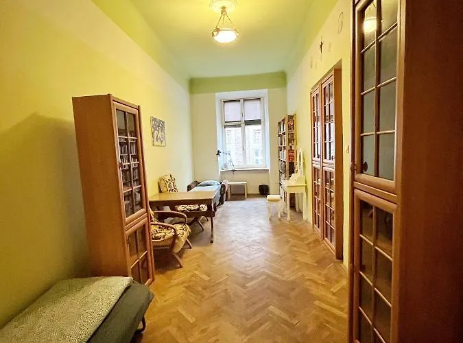 Old Town Rooms Wielopole